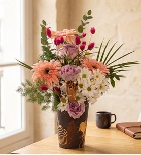 İyi Ki Doğdun Mesajlı Kutuda Gerbera ve Lila Gül