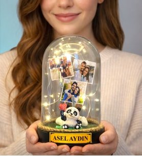 Mutlu Panda Temalı Kişiye Özel Tasarım LED Işıklı Fanus Hediyesi